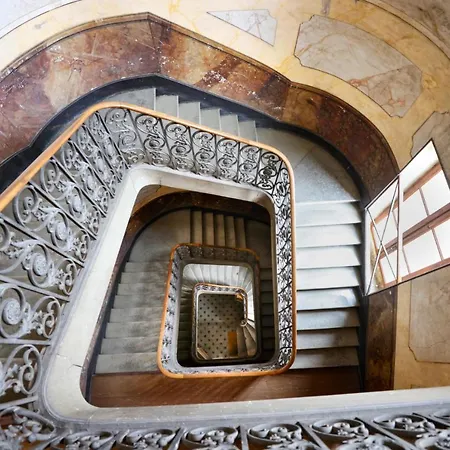 Escalier D'or Conciergeriedamecarcas Appartamento Carcassonne