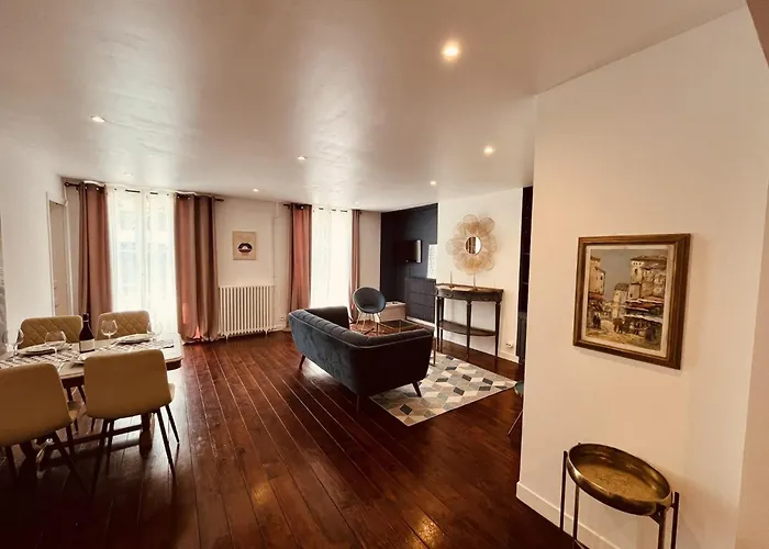 Escalier D'or Conciergeriedamecarcas Apartment *